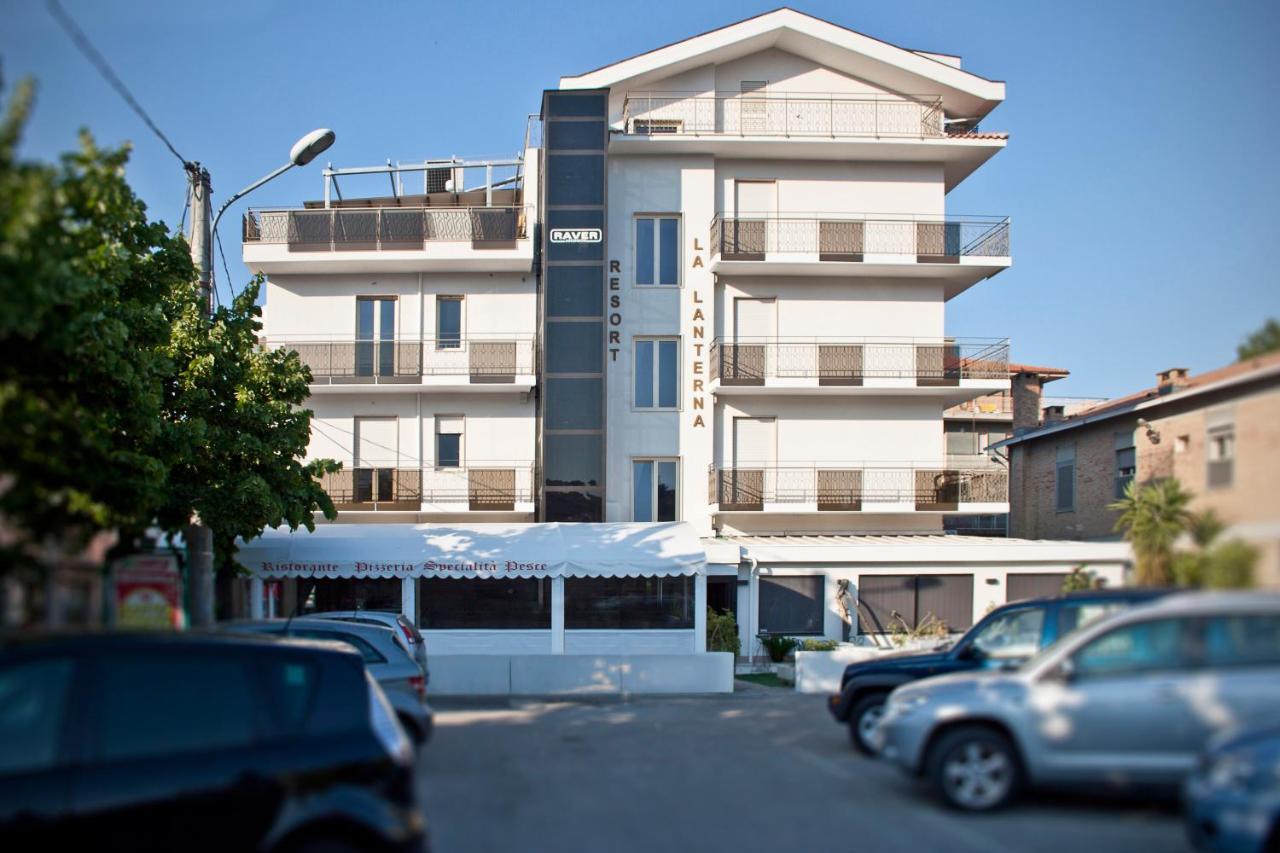 Hotel La Lanterna 3*