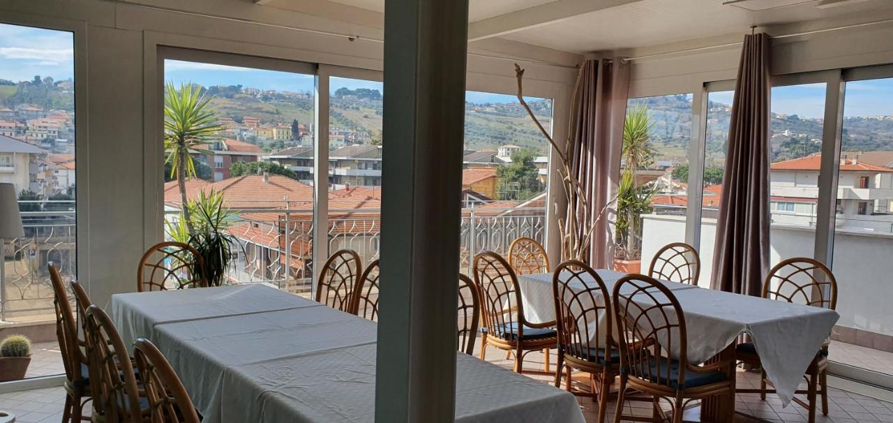 La Lanterna 3* Silvi Marina